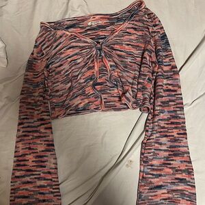 I’m selling this for the reason it’s too big but it’s comfortable and soft!